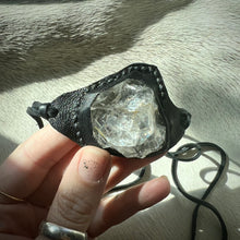 Load image into Gallery viewer, herkimer diamond horizon bracelet (black)
