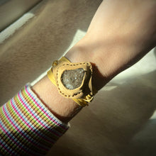 Load image into Gallery viewer, herkimer diamond druzy horizon bracelet (honey)