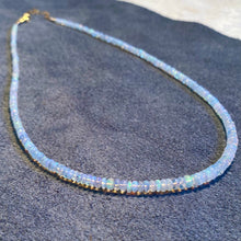 Load image into Gallery viewer, magic opal necklace