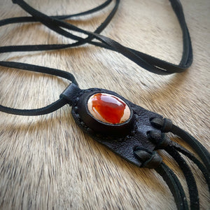 mexican fire opal horizon necklace (black)