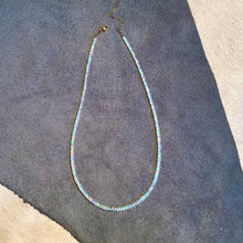 Load image into Gallery viewer, magic opal necklace