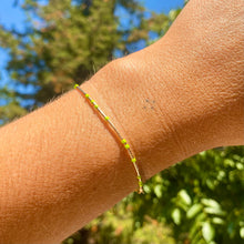 Load image into Gallery viewer, liquid gold bracelet (lime)