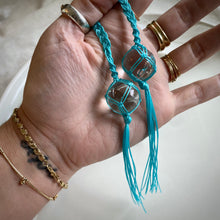 Load image into Gallery viewer, clear quartz lariat talisman (teal)