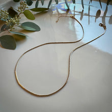 Load image into Gallery viewer, liquid gold necklace
