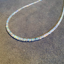Load image into Gallery viewer, magic opal necklace