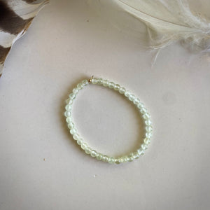 easy bracelet (prehnite)