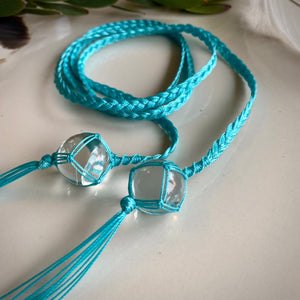 clear quartz lariat talisman (teal)