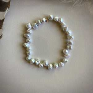 easy bracelet (biwa pearl)
